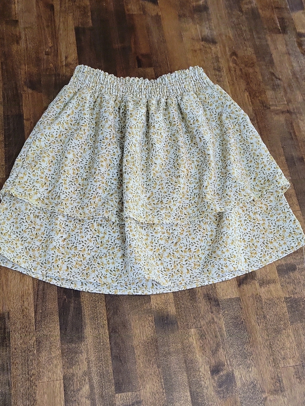 Hayden Girls Cream and Yellow Floral Tiered Skirt Size L